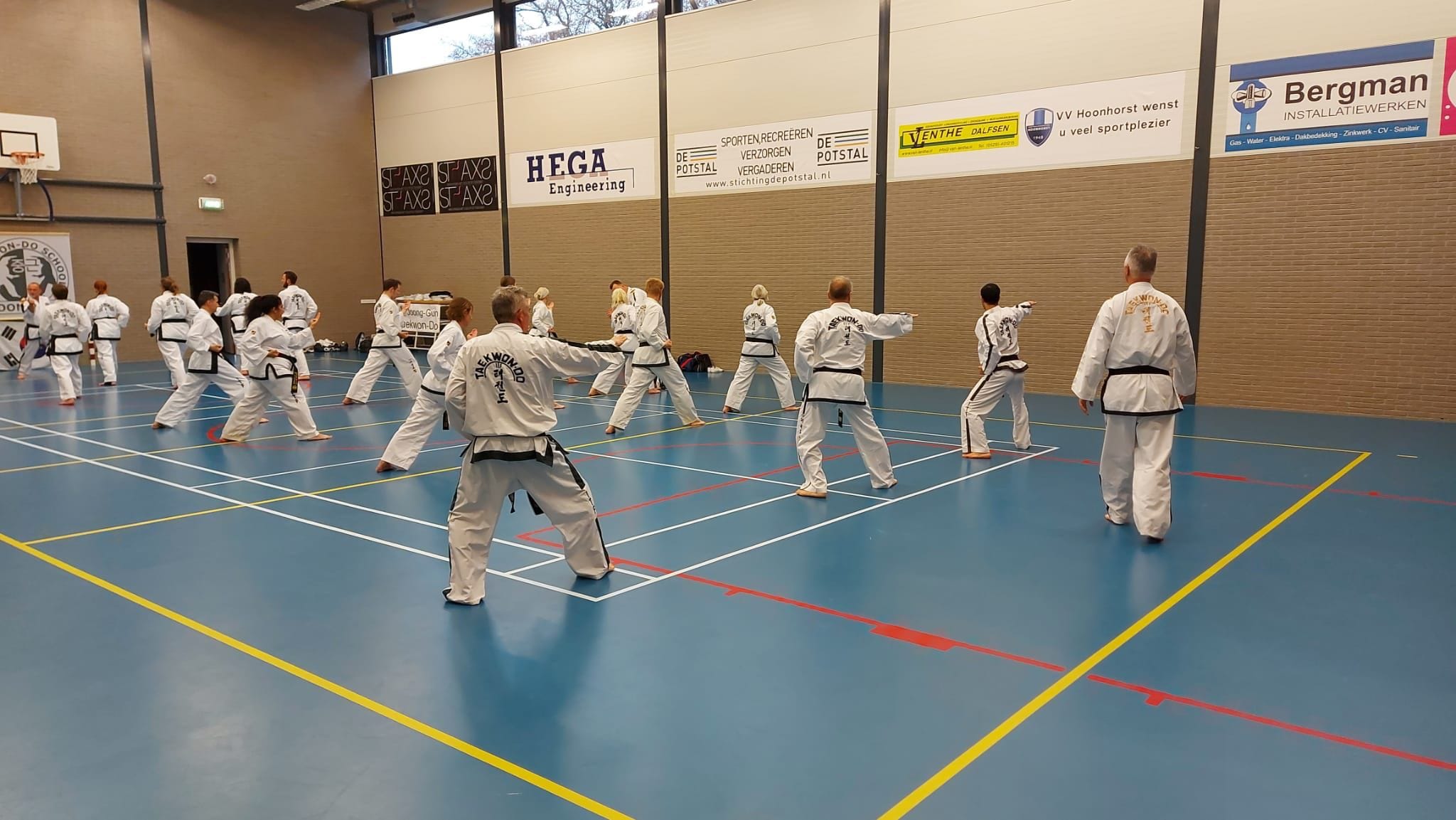 drie groepen trainen hun eigen tuls drie groepen trainen hun eigen tuls