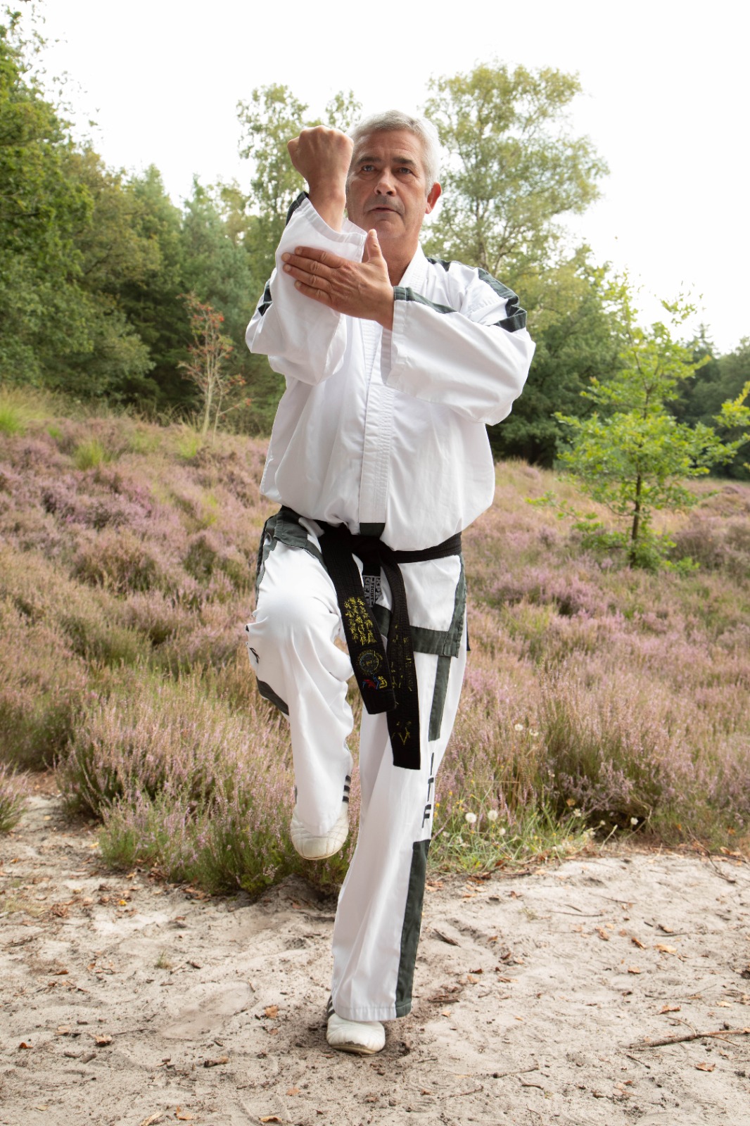 Bernd in dobok op de heide